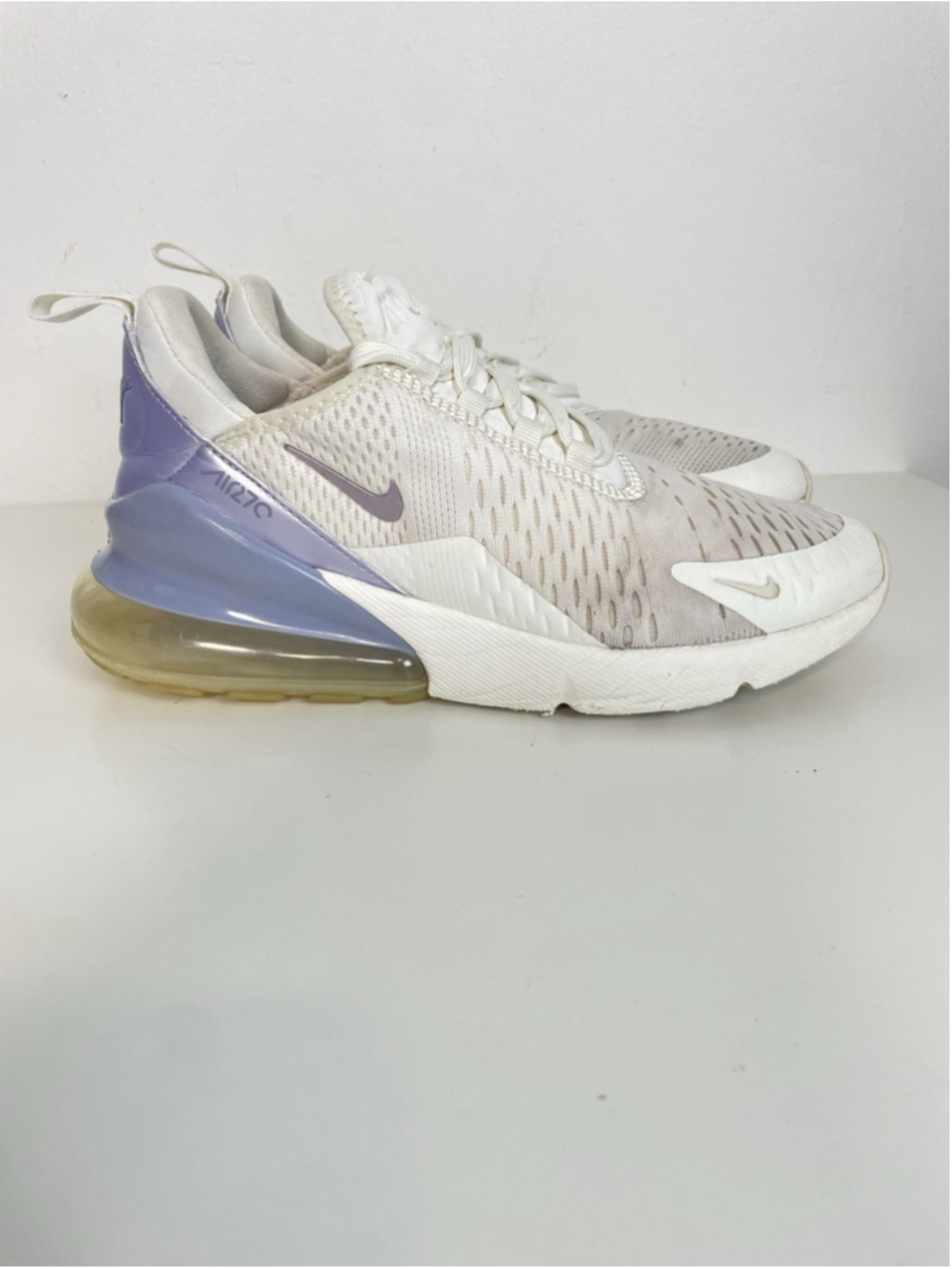 Nike Air Max 270 Sneakers Women’s Size 7.5 Sail/Oxygen Purple Phantom